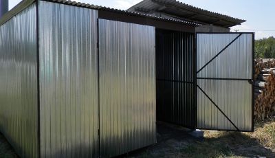 Ekonomiczny garaż na budowę